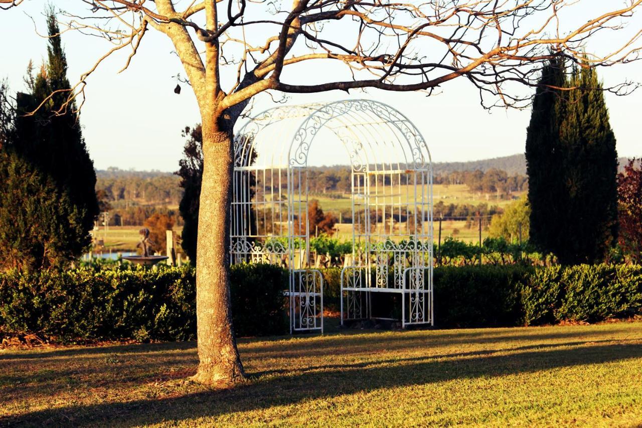 Blueberry Hill Vineyard Stay Rothbury Exterior foto